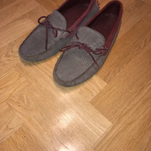 Kill sko/mockasin 42 - Sko/mockasin från Zara i mycket gott skick. Stl 42