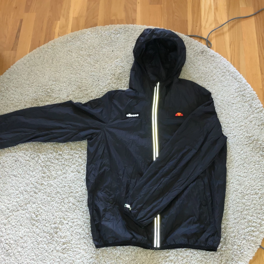 Ellesse vindjacka, Storlek L - 90