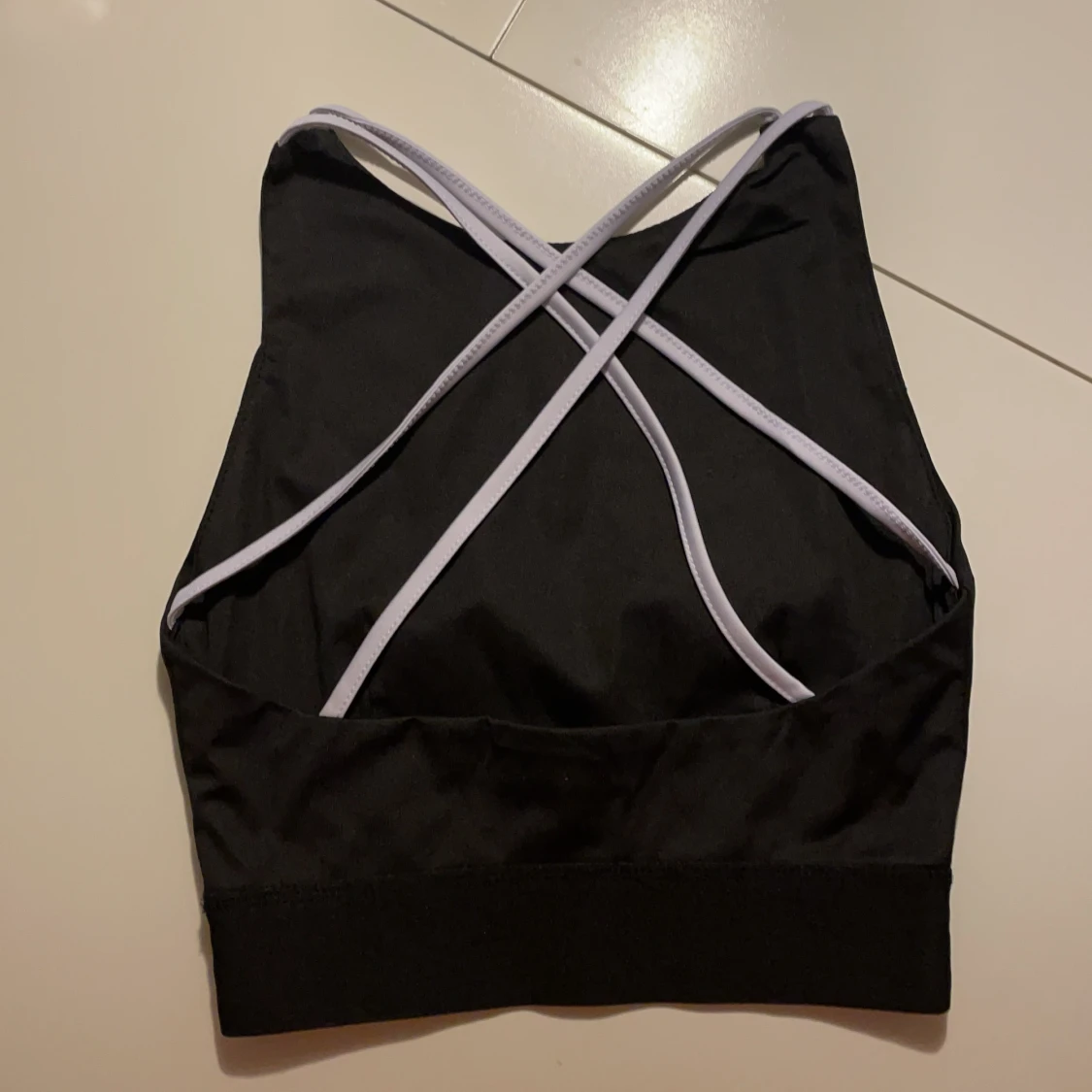 Boohoo träningstopp - 90