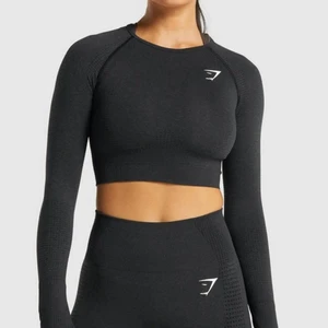 Gymshark Long Sleeve Crop Top Black Marl - använd men bra skick