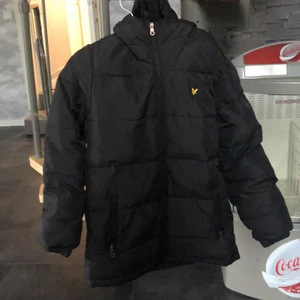 Lyle and scott jacka - Varm vinter jacka i bra skick.