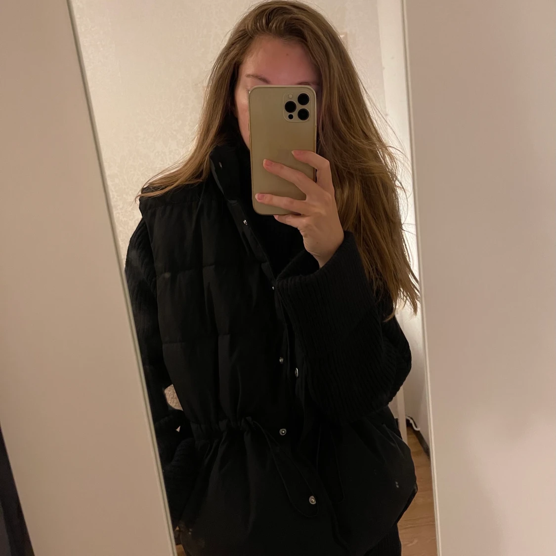 Vadderad väst S, Moa Mattsson x NA-KD - 90