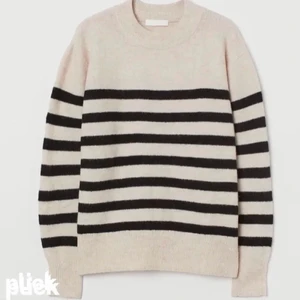 👌🏻👌🏻 - Populär tröja ifrån hm!👌🏻använd några gånger bara 