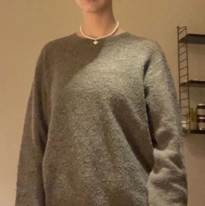 Tröja - Säljer min jättefina tröja från h&m i storlek xs. Köparen står för frakt