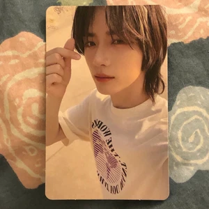 Beomgyu PCs - Säljer dessa officiella Beomgyu pcs! Alla är i jättebra skick och har endast legat i en pc binder. Skriv om du vill ha mer bilder! 80kr styck + 12kr frakt<3