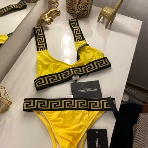 Bikini - Helt oanvänd bikini från plt, strl 6 på båda delarna. Kan mötas upp & frakta.