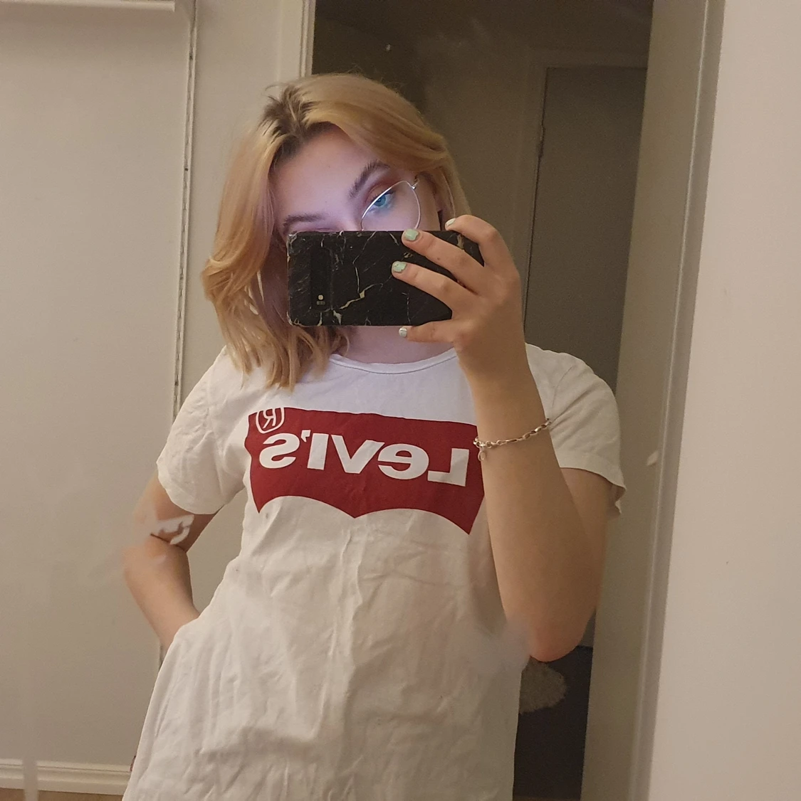 Levis tröja strl. S - 90