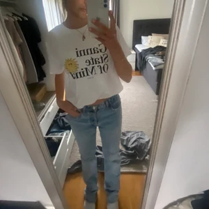 Ganni t shirt - Säljer min jätte fina klassiska ganni tshirt pga att den tyvärr inte kommer till användning. Nypris c 1000❣️ 