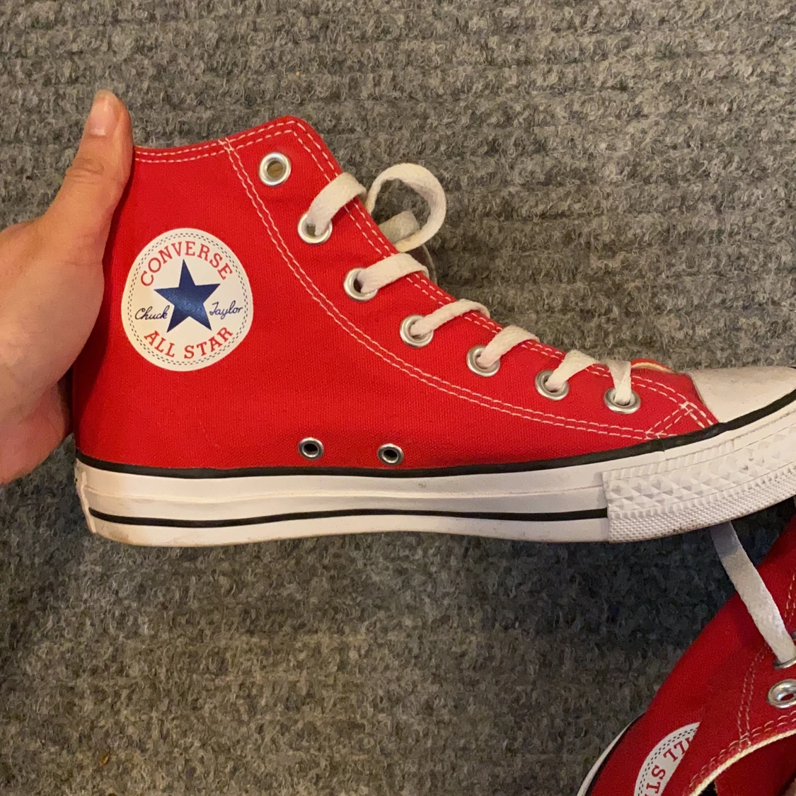 Röda converse 
