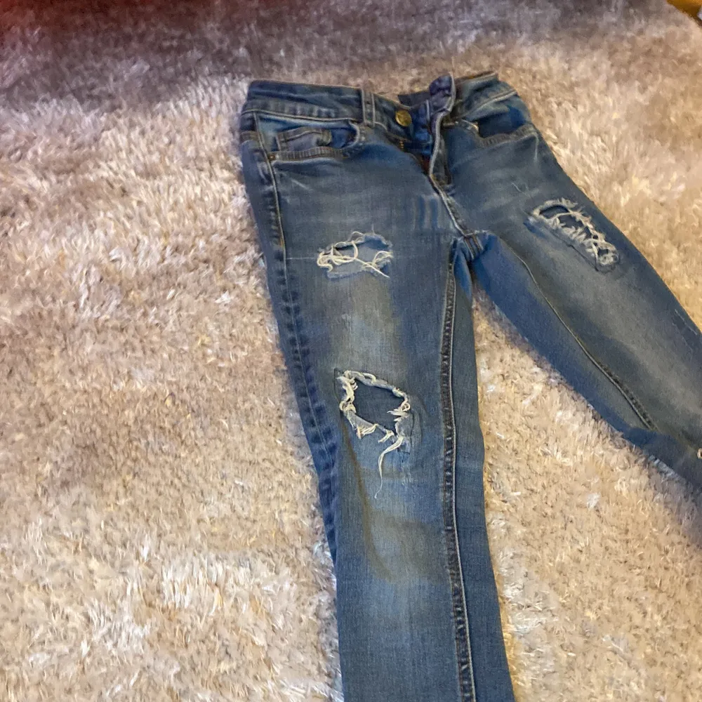 Skinny jeans för barn storlek 140 Age 10.. Jeans & Byxor.