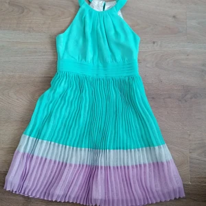 Manoukian sleevless dress size 36 - Very good condition. Size 36. Polyester