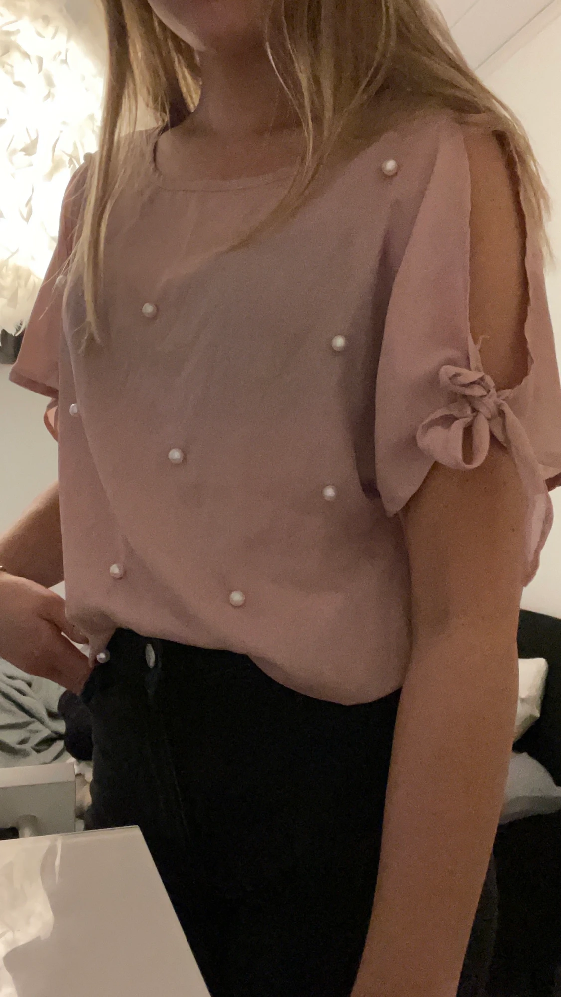 Blus med pärlor  - 75