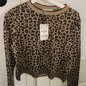 Zara tröja - Storlek L