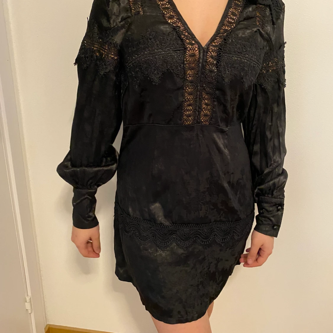 Svart spets klänning i silke - 91