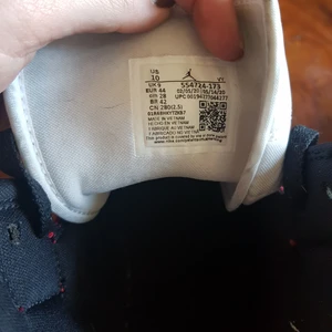 Nike Jordan  mid high - Som nyskick ,använd endast några få ggr pga fel storlek 