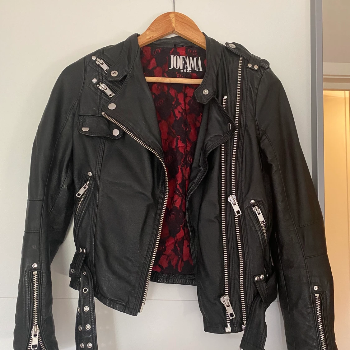Jofama By Kenza skinnjacka strl 32 - 90