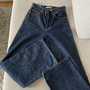 Levis Wide leg strl 27 - Jeans i fint skick! nypris 1250kr