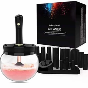 Makeup brush cleaner - Tvättar du dina sminkborstar förhand? Då är denna maskinen perfekt för dig som inte orkar tvätta dina borstar förhand utan det kan maskinen hjälpa dig med att tvätta dina sminkborstar! + har använt den en gång, latheten tog över mig och har inte orkat använda sen dess. Ganska ny är den, ett halvår har jag haft den.