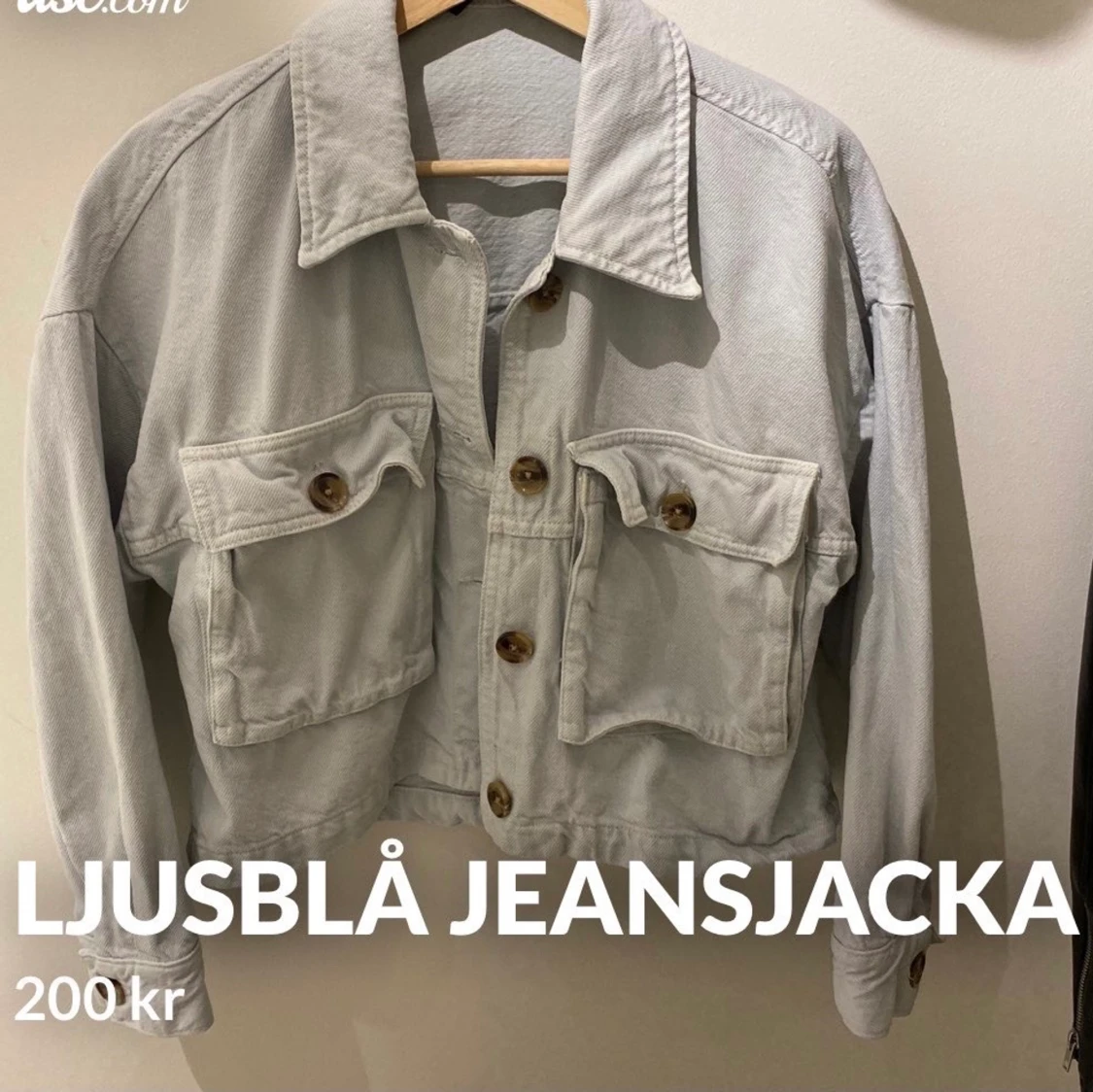 Ljusblå jeansjacka från Zara