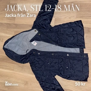 Jacka  - Fin jacka från Zara. Knappt använd, gott skick. Storlek 12-18 månader 