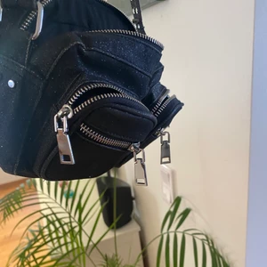 Noella väska💕 - Säljer den då den inte kommer till användning🥰 sjukt vacker och är i väldigt fint skick 💕