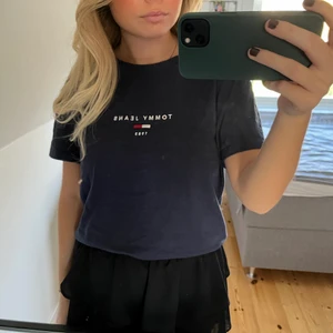 Tommy hilfiger T-shirt  - Tommy hilfiger T-shirt ❤️ köparen står för frakten