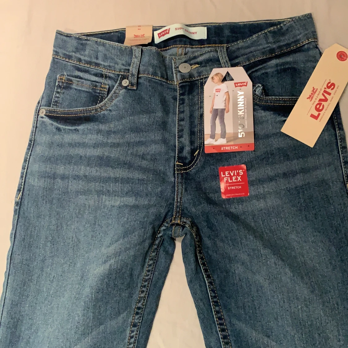 Blåa Levis jeans  - 91