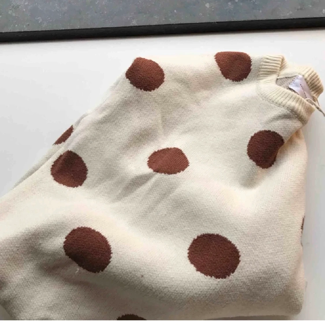 Tröja med prickar - 90