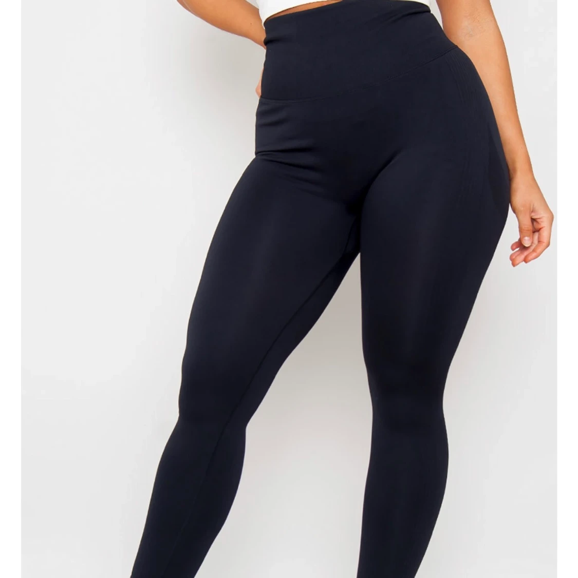 Träningstights Seamless Scrunchie Back - All Black - 90