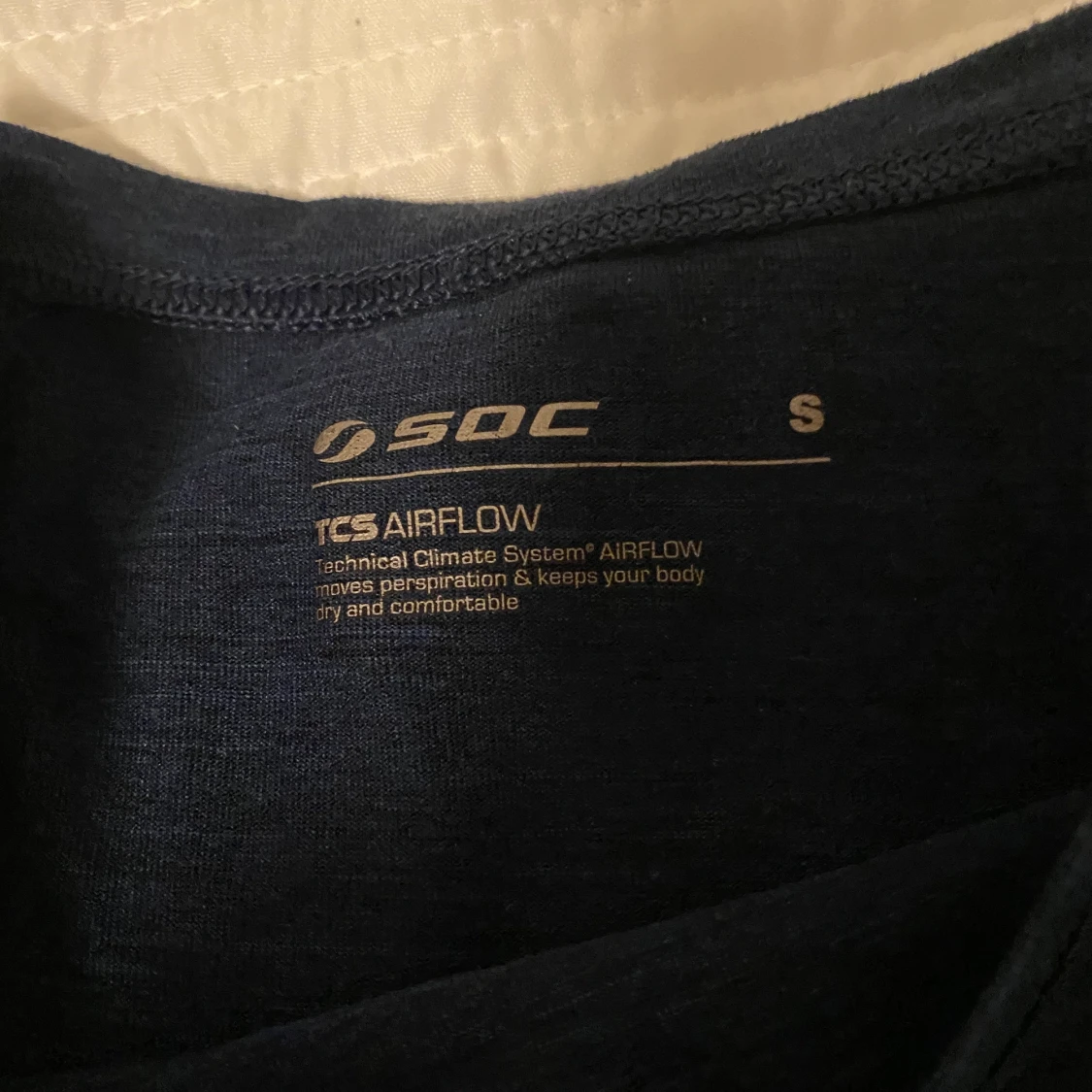 Mörkblå träningströja  - 91