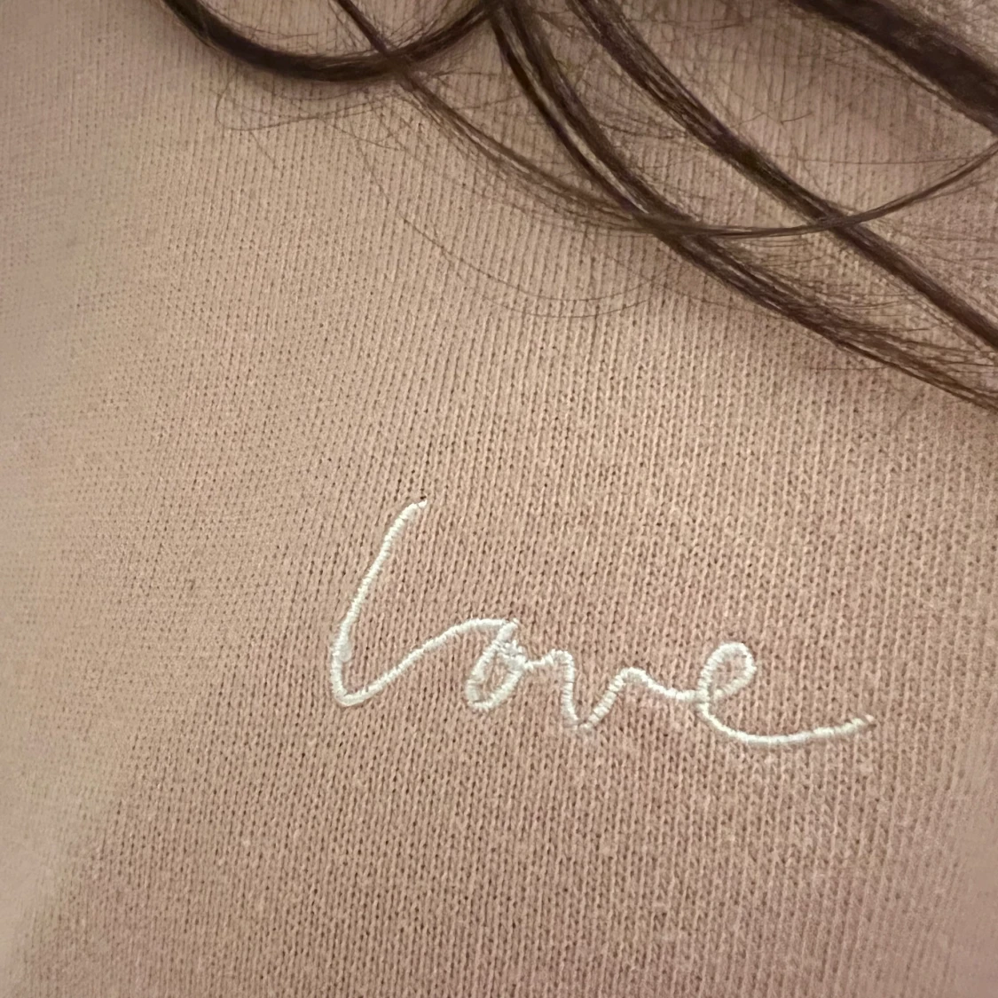 Love sweatshirt 🥰 - 90