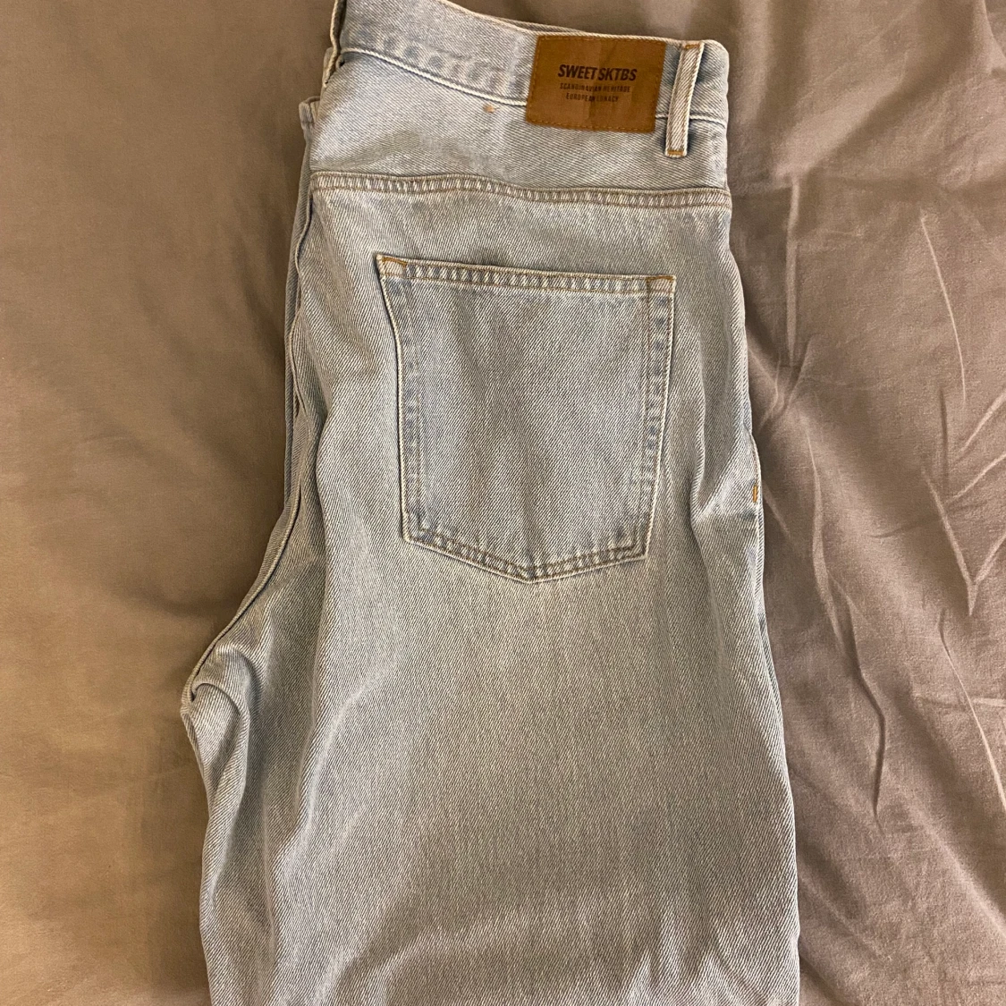 Sweetsktbs jeans från junkyard - 90