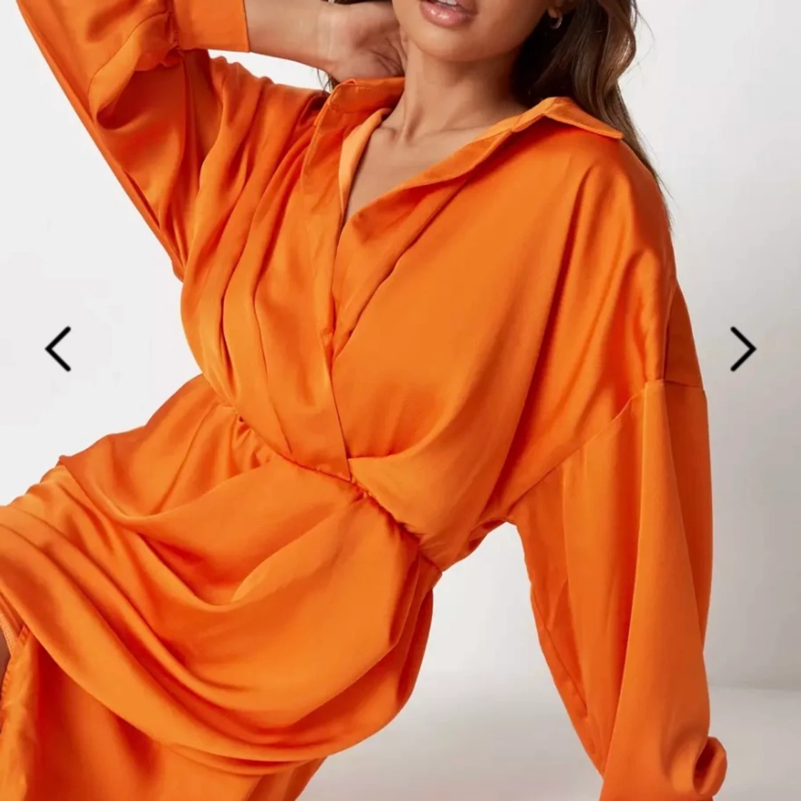 Jättefin orange klänning  - 90