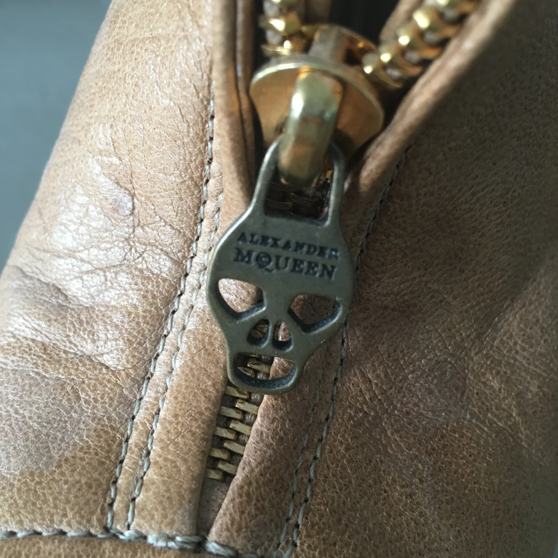 Alexander McQueen faithful skull -38 1/2 - 91