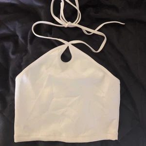 Topp - Superfin halternecktopp, aldrig använd🦋 