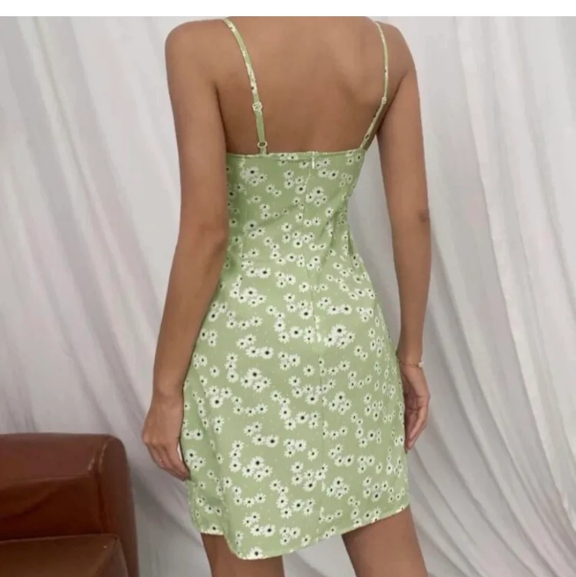 Blommig klänning  - 90