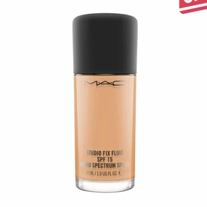 Mac foundation - Intressekoll på min MAC foundation. Nyskick kan skicka fler bilder men är inte hemma just nu utan kommer hem på måndag så kan skicka då om ni behöver! Köpt för 325 på kicks men priset kan vi diskutera! ☺️