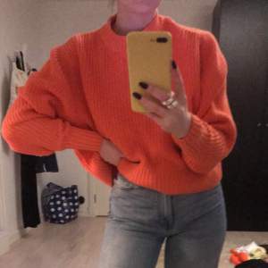 Superfin korallfärgad stickad sweatshirt🧡 super skönt material