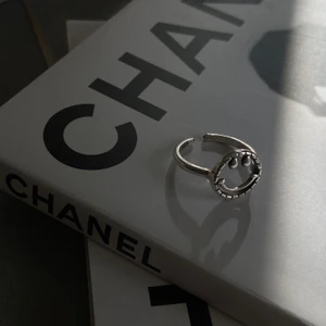 ”Happy Smiley” Ring - Justerbar, unisex och i äkta sterling silver 925🖤 HELT NYA, 110kr