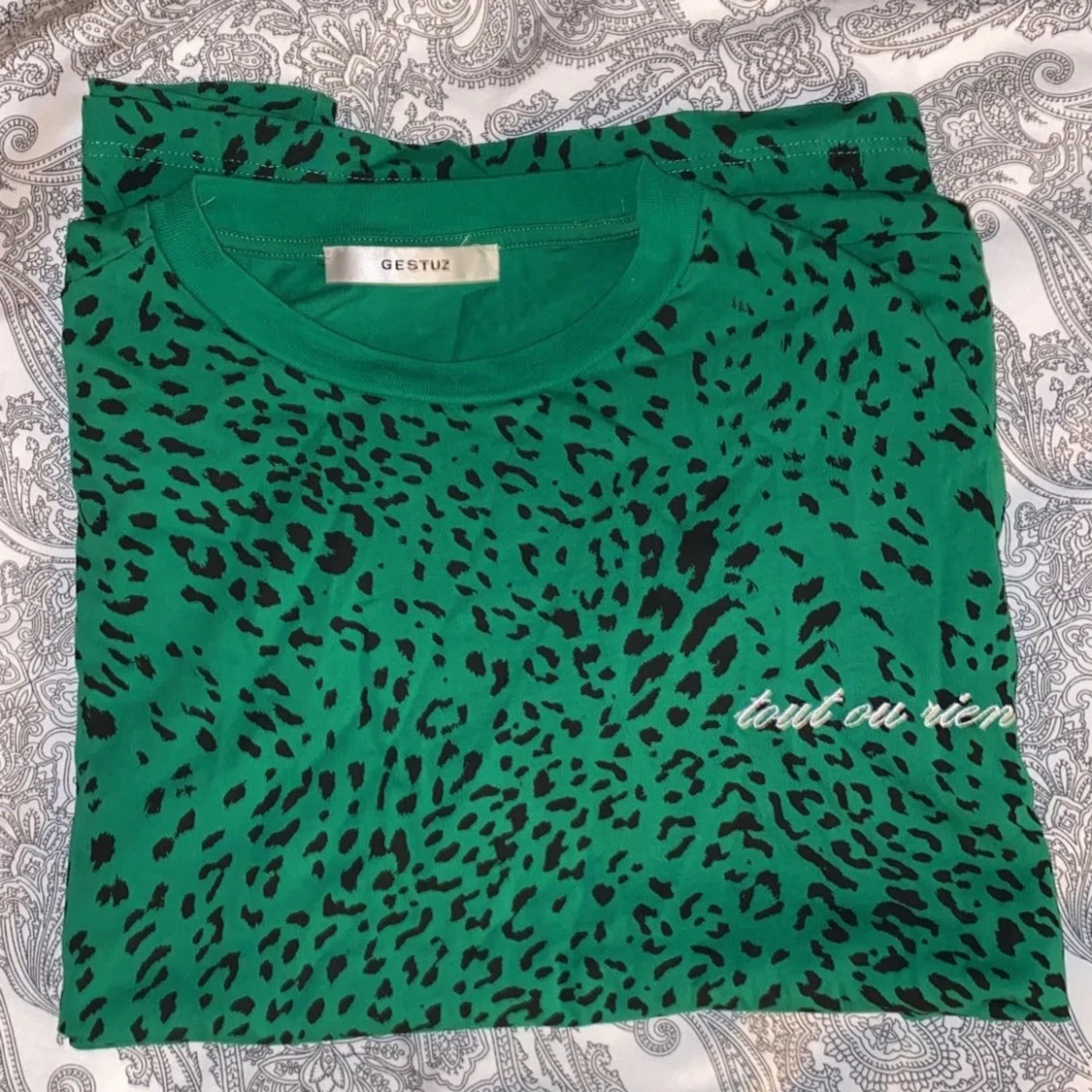T-Shirt💚🐆