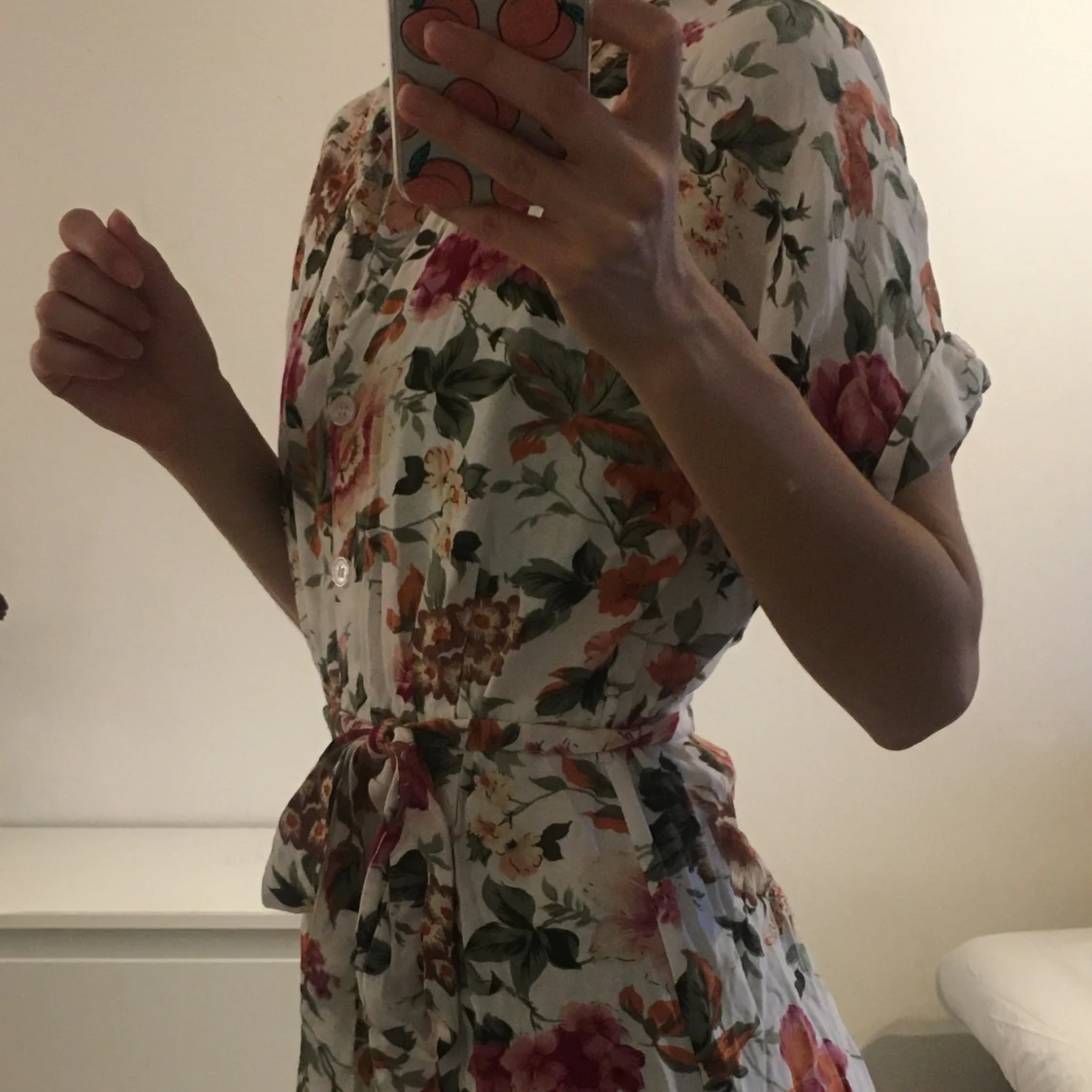 Blommig klänning annons 2