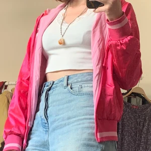 rosa jacka  - 🚨ALLT PÅ MIN SIDA 30KR!!🚨