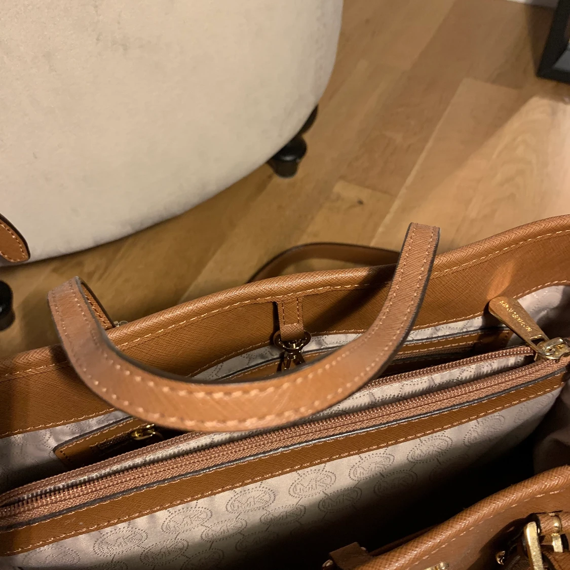 Michael Kors väska  - 90