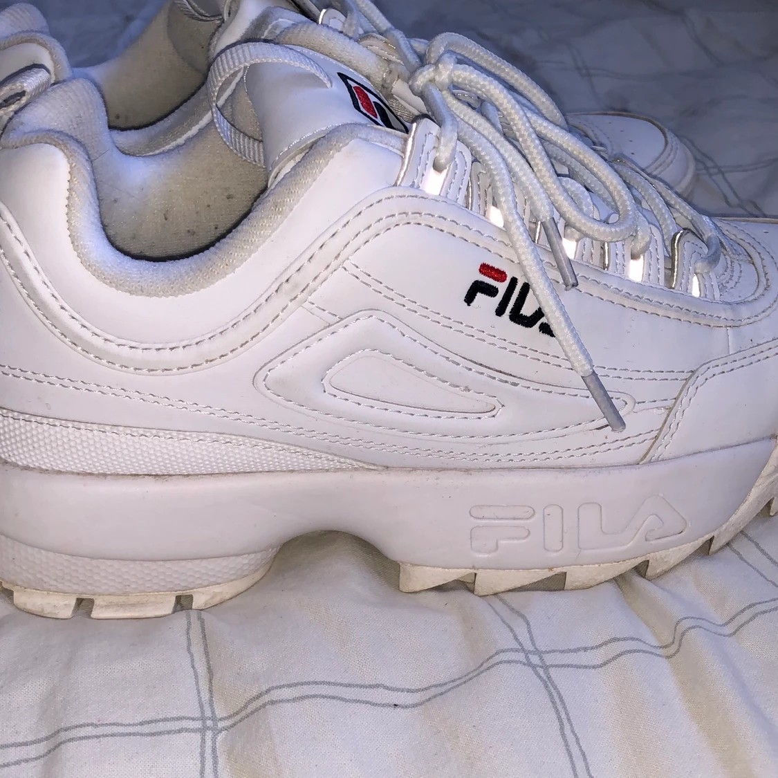 Fila skor