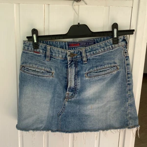 Vintage jeanskjol  - Vintage jeanskjol köpt second hand 