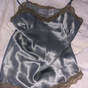 Silkestopp  - Så fin topp i 100% silke💞