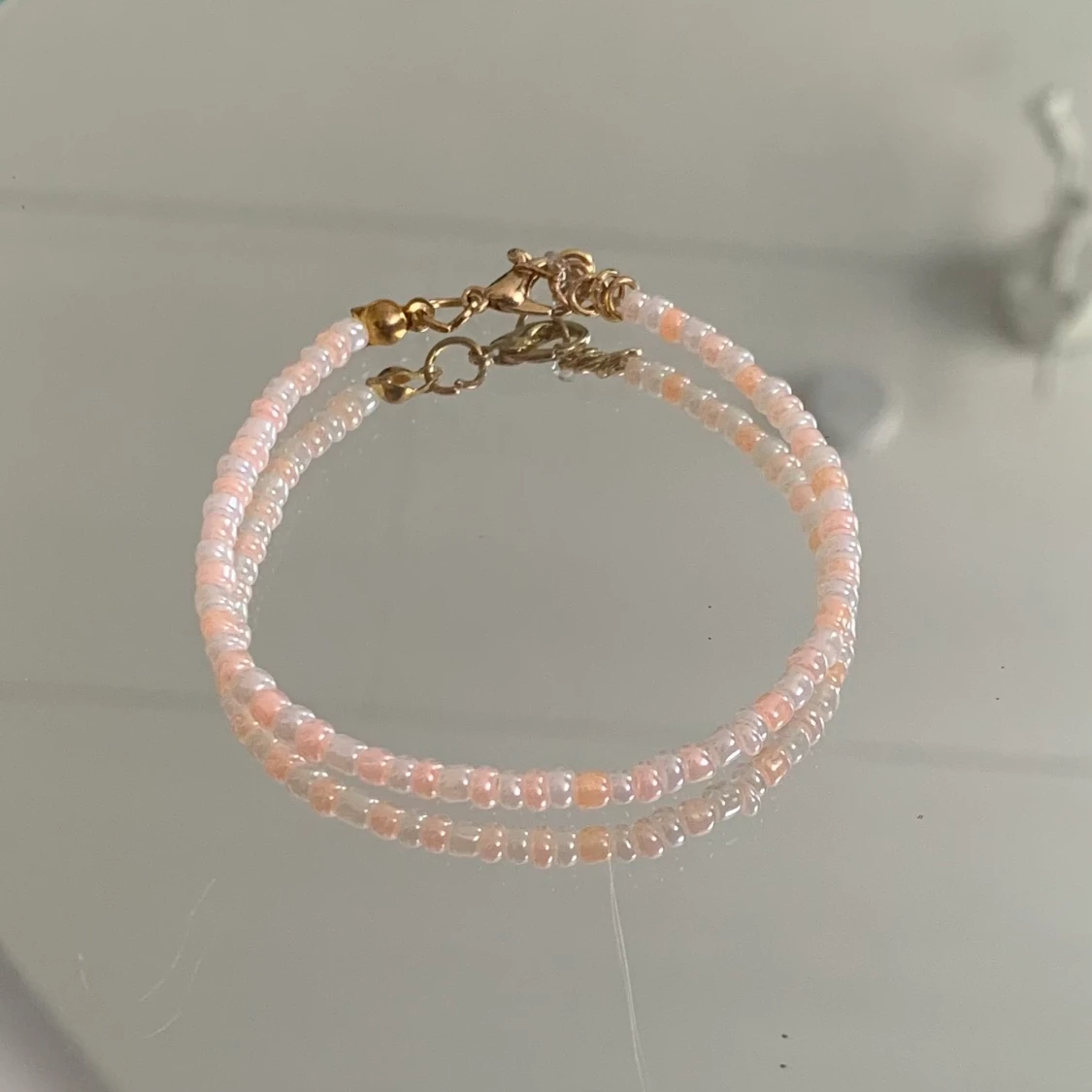 Armband färg:vit, aprikos