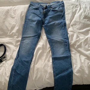 Lee Jeans - Lee Jeans till bra pris. Inköpta för 999kr. Mitt pris 600