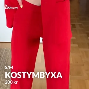 Kostymbyxa - Passar tyvärr inte mig 