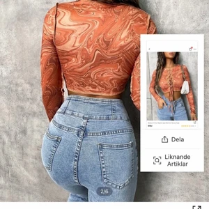 Top  - Var tyvärr förliten för mig . :( Passar s-m. OANVÄND! enbart testad